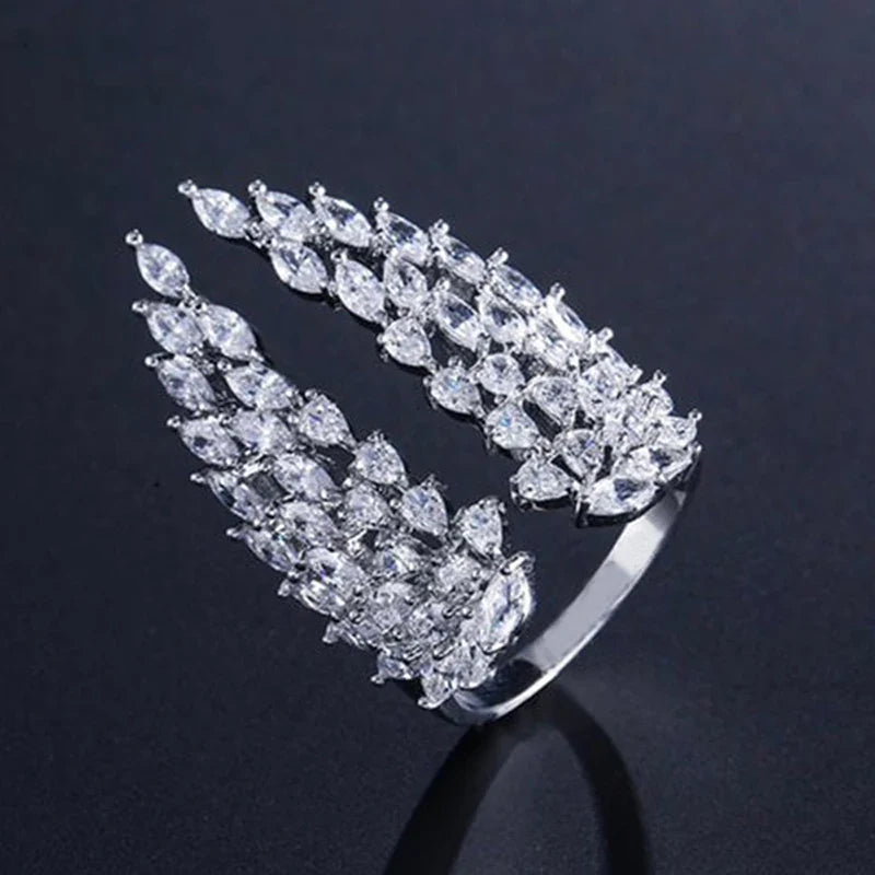 Feather Ring in Silver Zircon