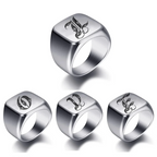 Wide men's initial ring e