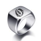 Wide men's initial ring o