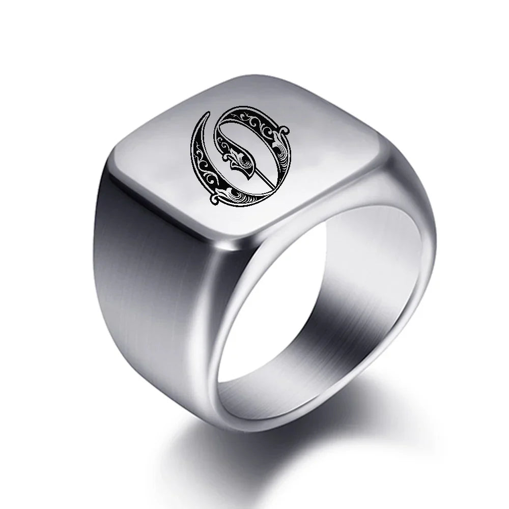 Wide men's initial ring o