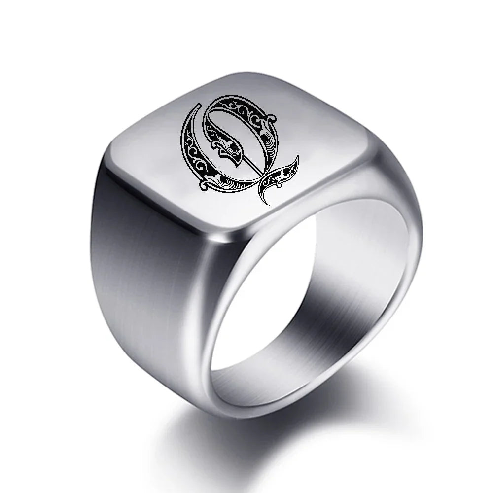 Wide men's initial ring q