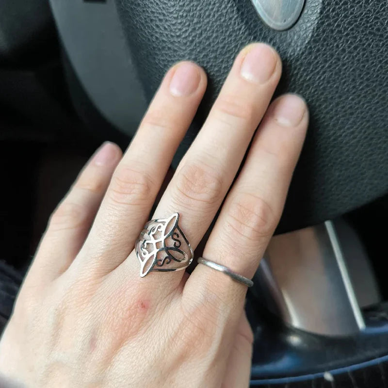 Witch's Knot Protection Ring Men's Women's Wiccan Silver-plated