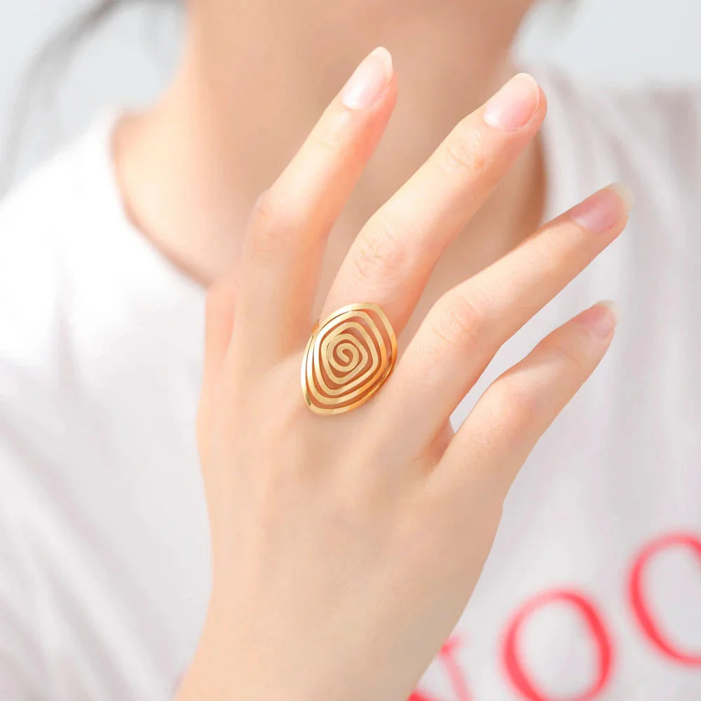 Women's Geometric Spiral Gold Ring