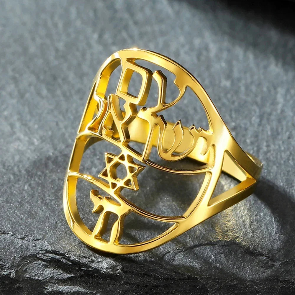 Jewish symbolic ring with Hebrew engraving, Star of David and Chai in gold