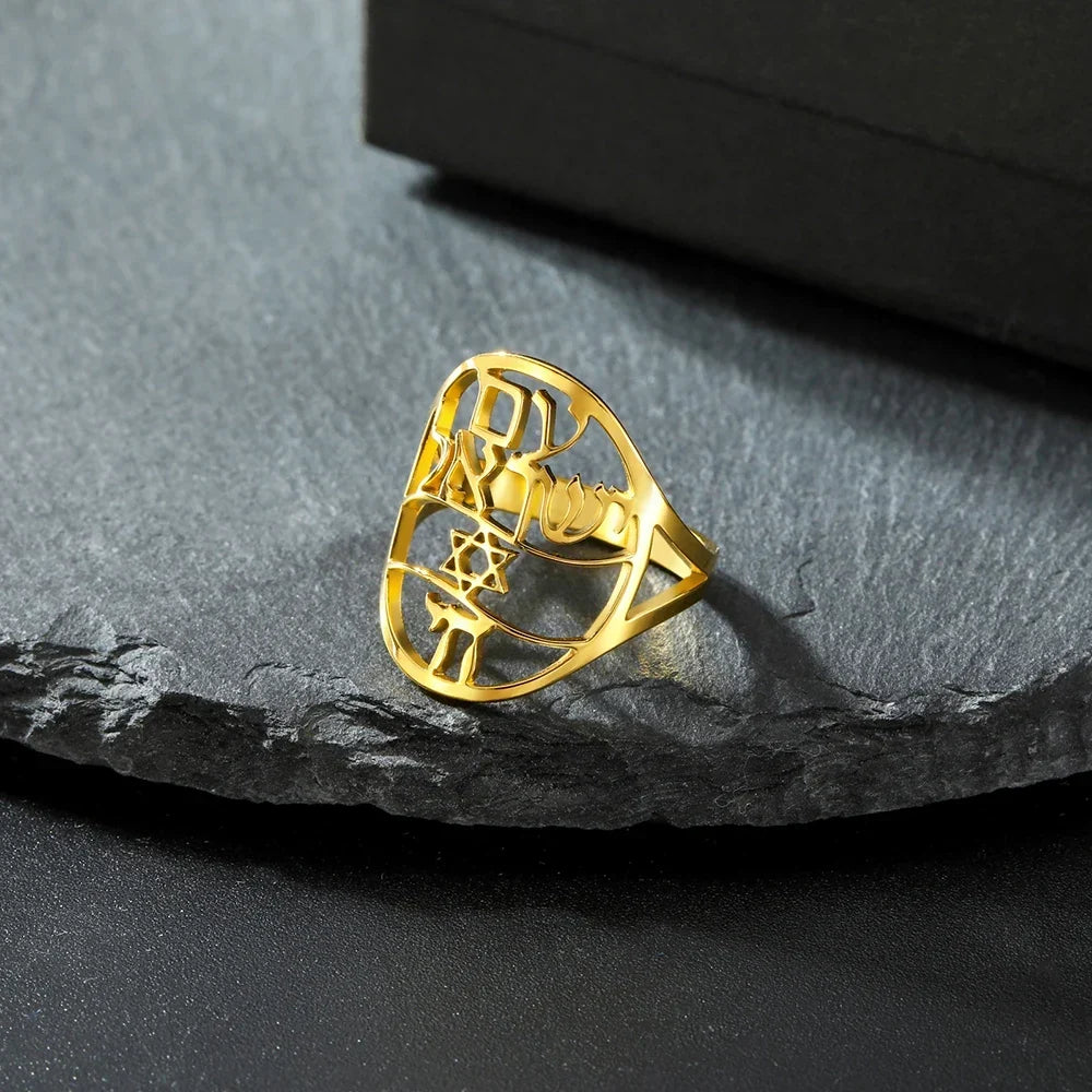 Jewish symbolic ring with Hebrew engraving, Star of David and Chai in gold