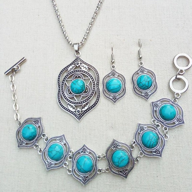 Ethnic Pendant Woman