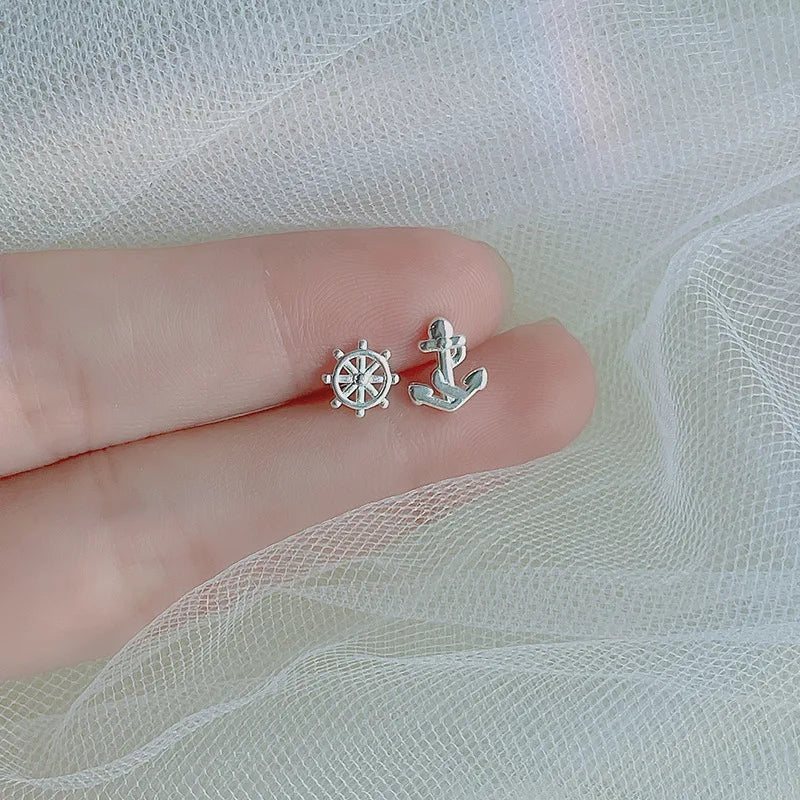 Anchor earrings