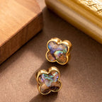 Stud Earrings with Four-Leaf Clover in Natural Stone