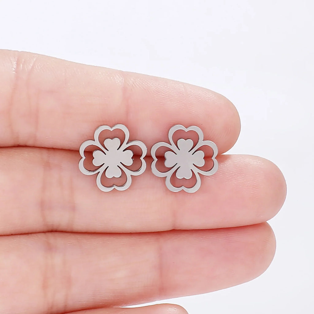 Four-Leaf Clover Leaf Stud Earrings silver
