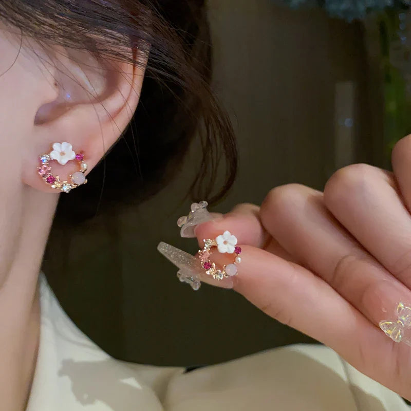 Stud Earrings Flower and Pink Pearl