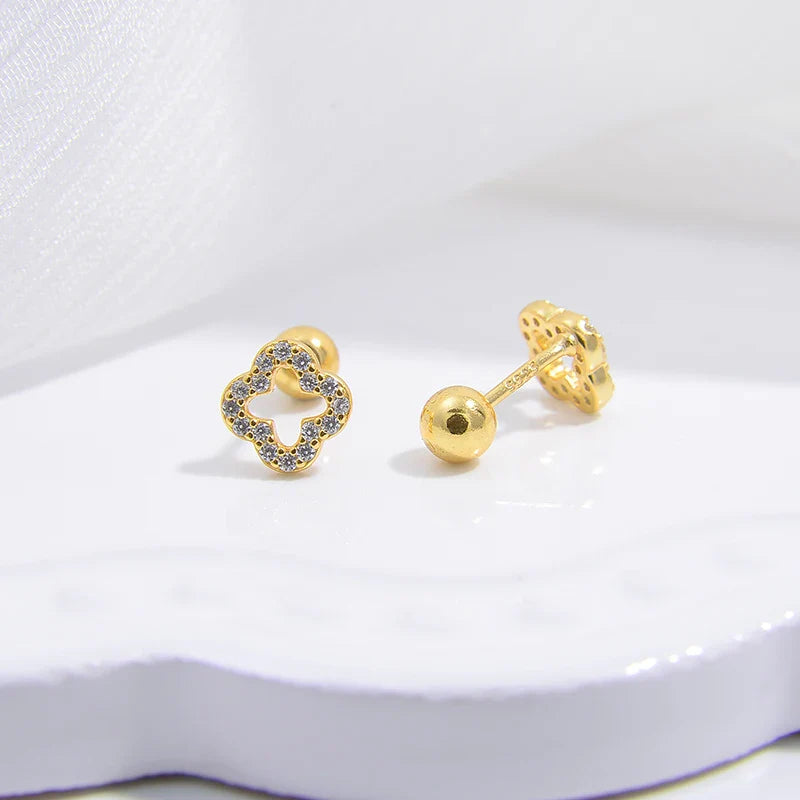 4-Leaf Clover Stud Earrings Gold