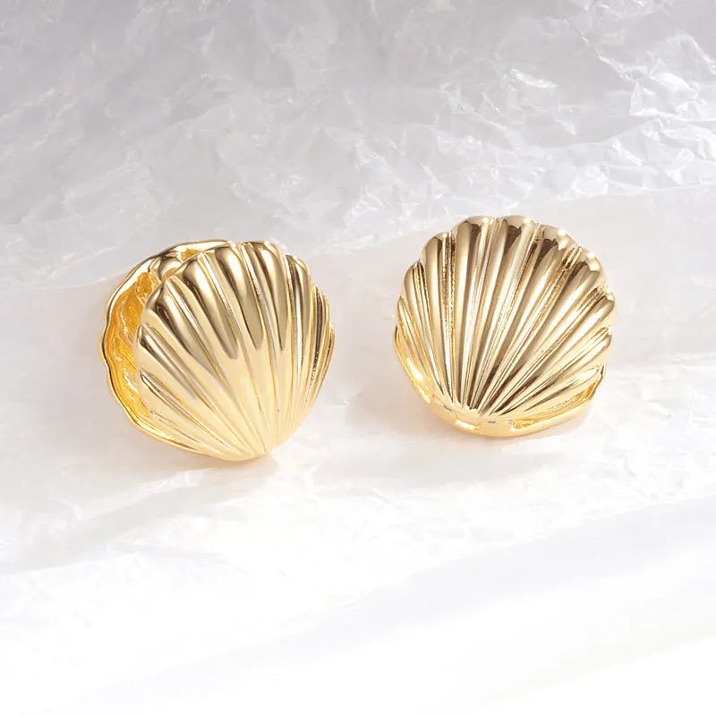 Seashell Scallop Earrings Gold Shell