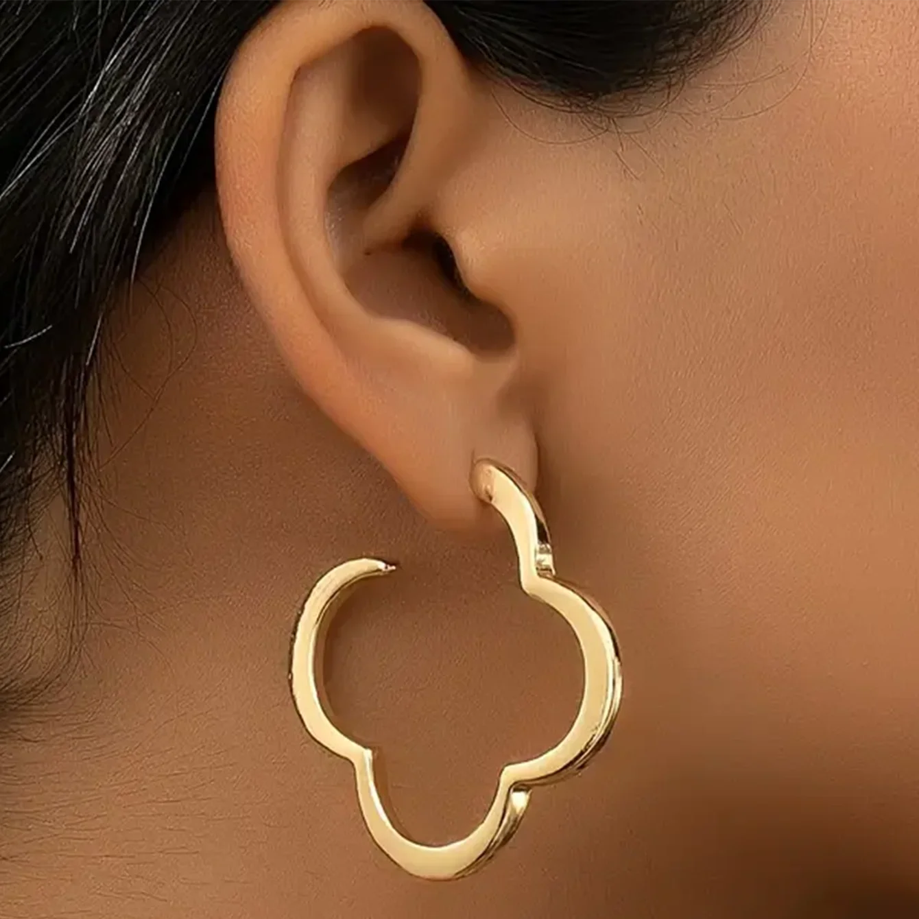 Four-Leaf Clover Hoop Earrings