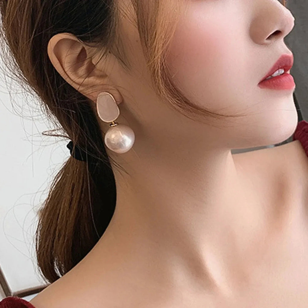 Retro Style Earrings with Pink White Pearls