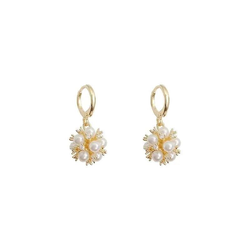 Women's Earrings with Pearls and Rhinestones
