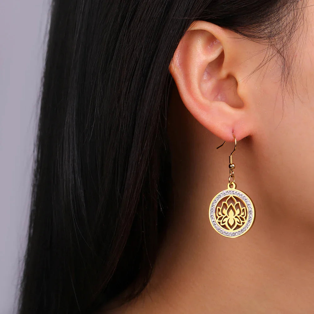 Women's Dangling Earrings Lotus Flower Dawapara gold