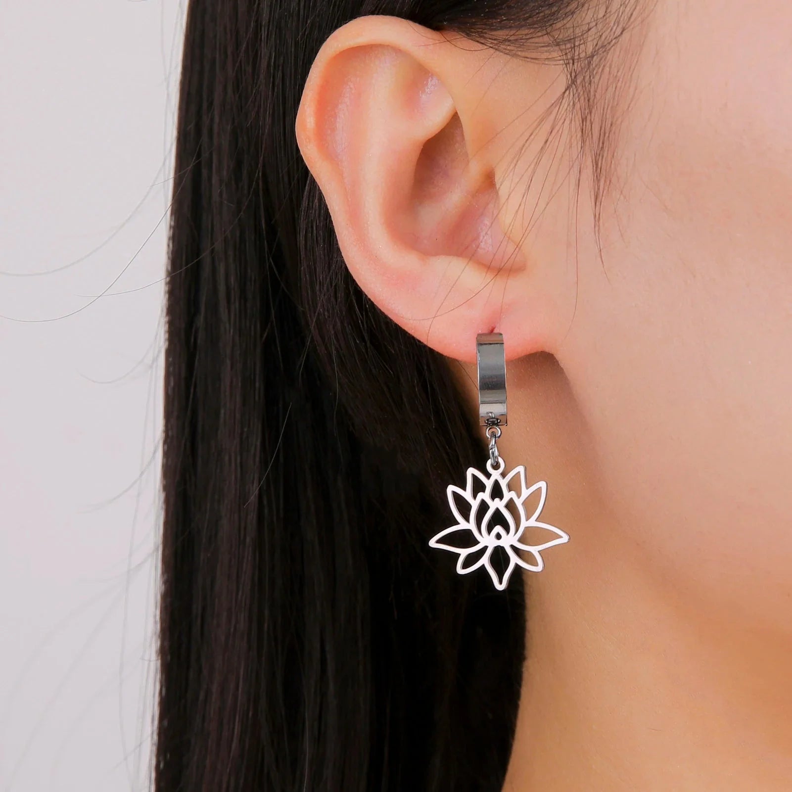 Women's Hanging Earrings Lotus Flower Zen silver