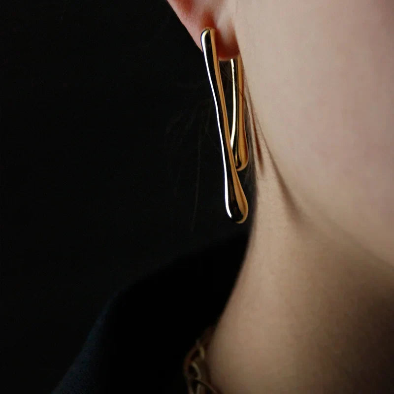 Fine Stud Water Drop Earrings silver