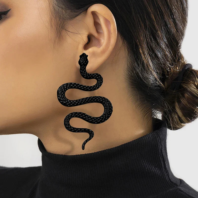 Long Snake Earrings Black