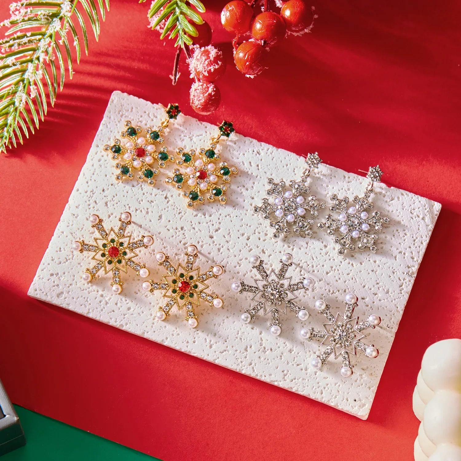 Dangling Earrings with Snowflake