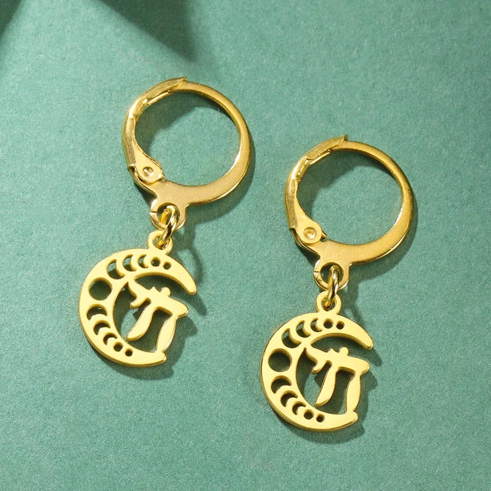 Drop earrings with the Chai symbol of life on a gold crescent moon