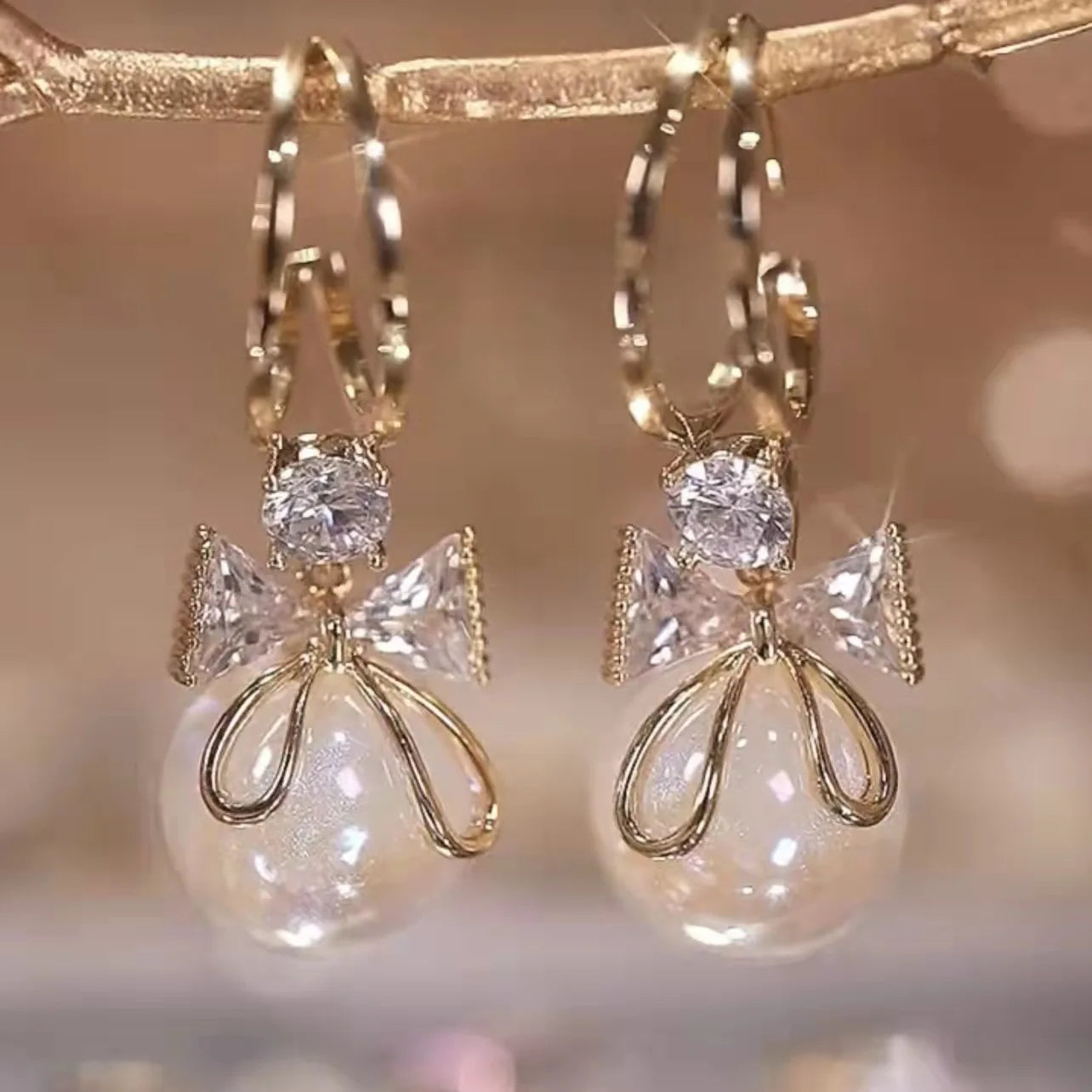 Dangling Earrings with Butterfly Bow and Pearl