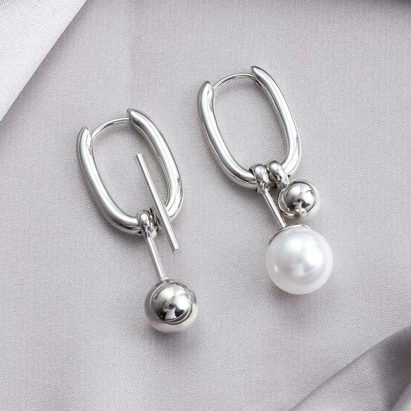 Stylish Hoop Earrings with Pearls