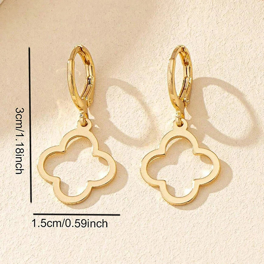 Dangling Earrings with 4-Leaf Clover