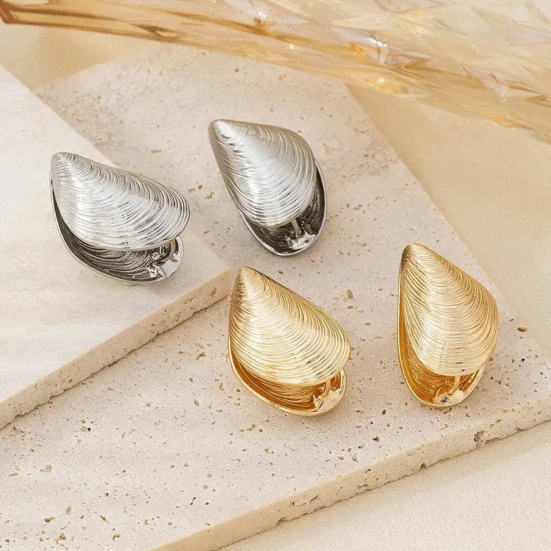 Gold Hanging Earrings Shells Mussels