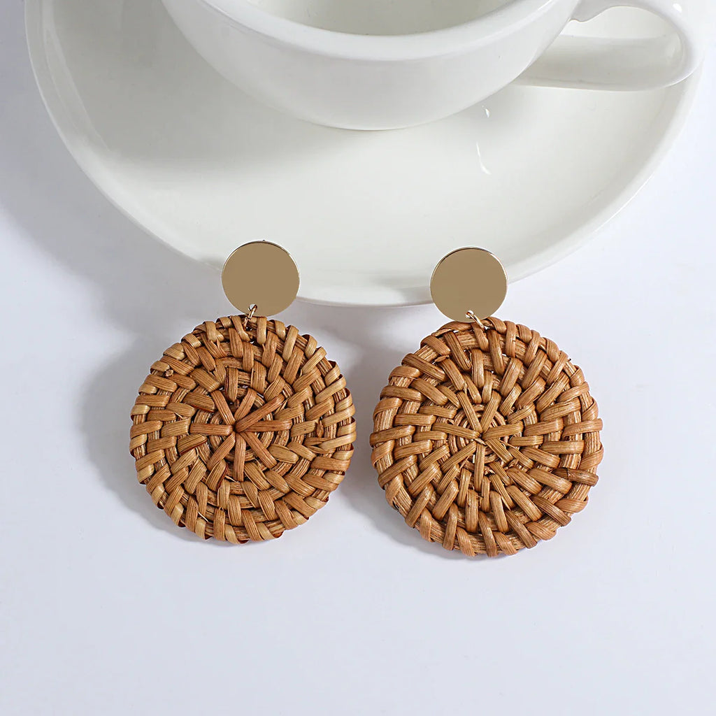 Bohemian Style Dangling Earrings with Natural Effect