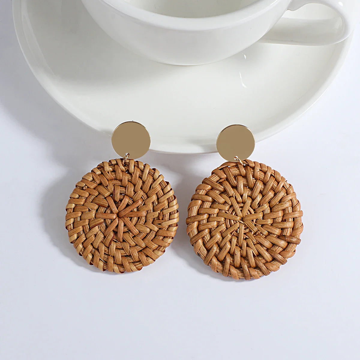Bohemian Style Dangling Earrings with Natural Effect
