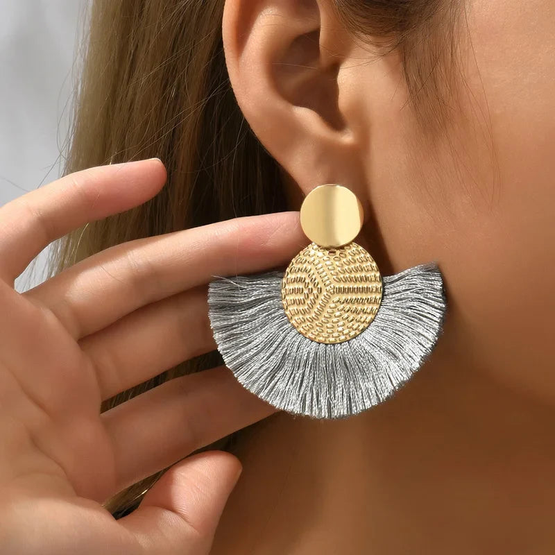 Bohemian Style Fan Dangling Earrings in Gray