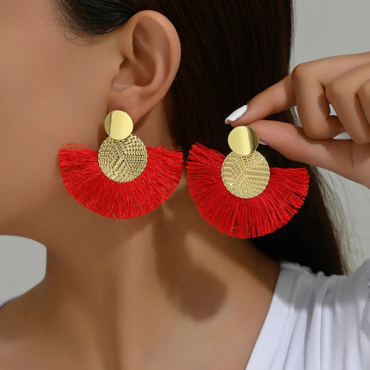Bohemian Style Fan Dangling Earrings in Red