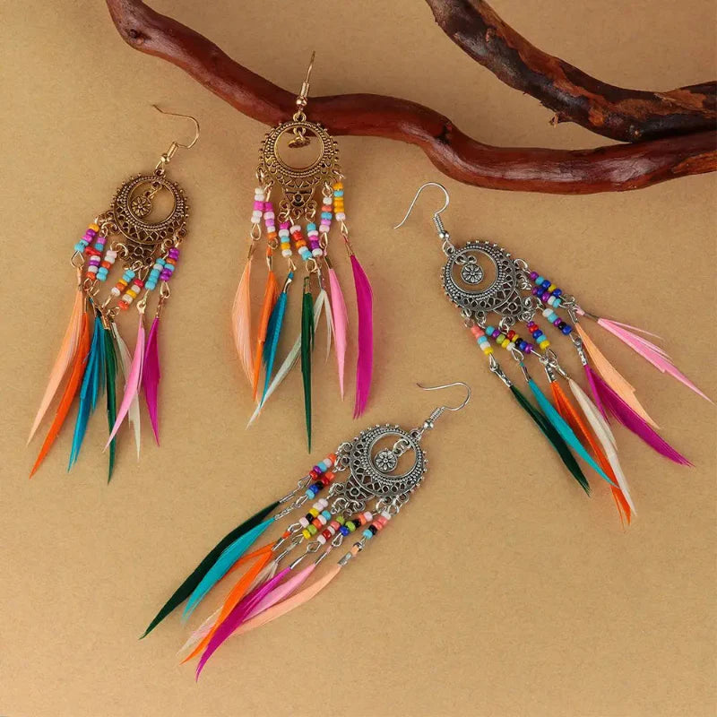 Ethnic Dangling Earrings Colored Feathers Woman silver