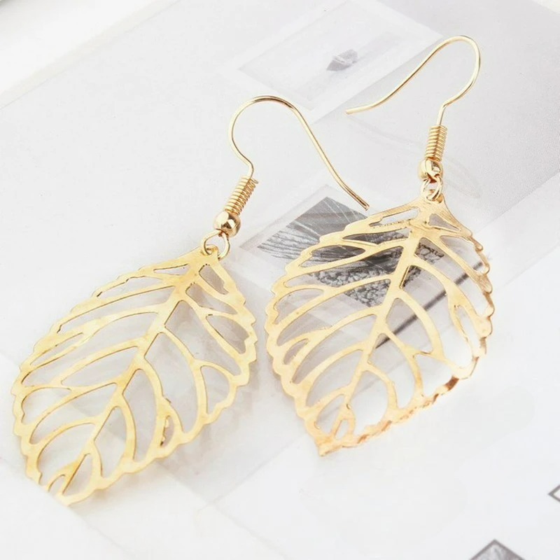 Dangling Laurel Leaf Earrings gold