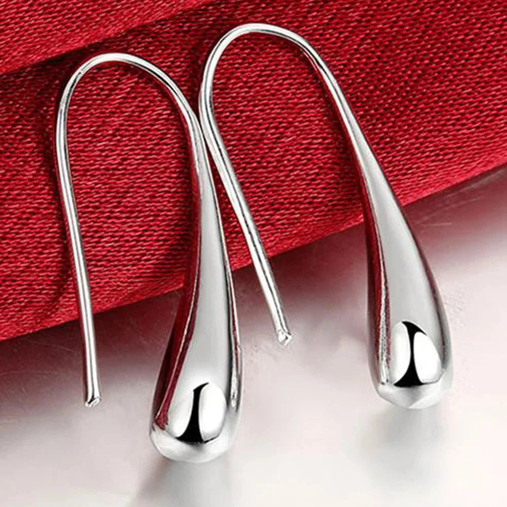Dangling Water Drop Earrings