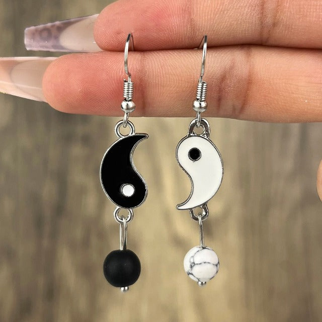Dangling Yin Yang Earrings Gold & Silver silver