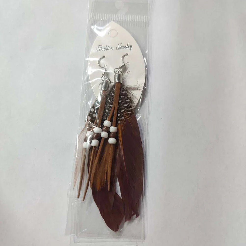 Apache-style feather earrings brown