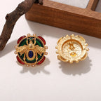 Round bee earrings green
