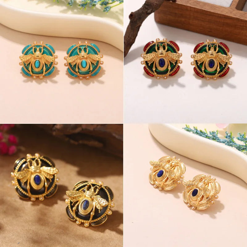 Round bee earrings