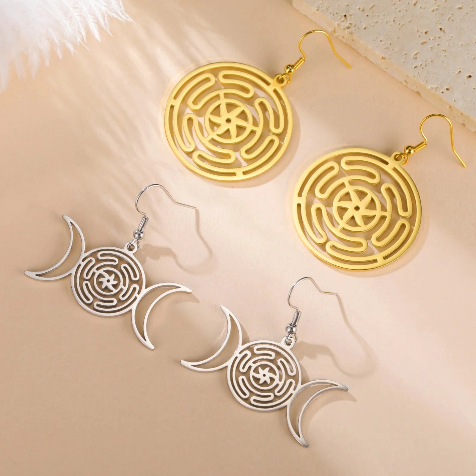 Hecate's Wheel Strophalos Dangling Earrings for Women gold
