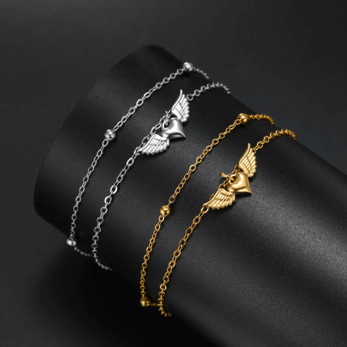 Adjustable angel wings bracelet gold