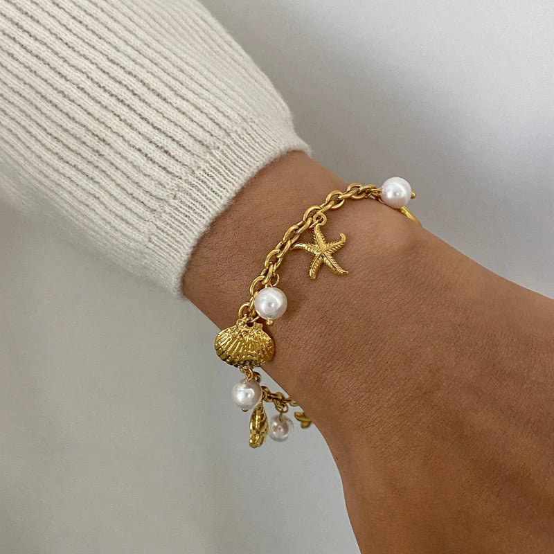 Bracelet with Shells and White Pearls