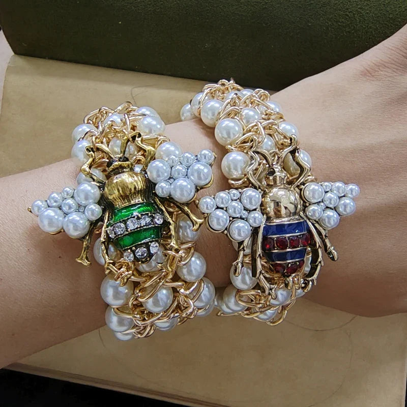 Bracelet with green bee beads