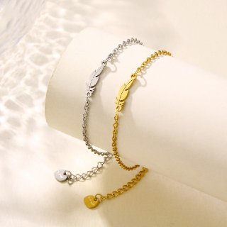 Bracelet with Feather Woman