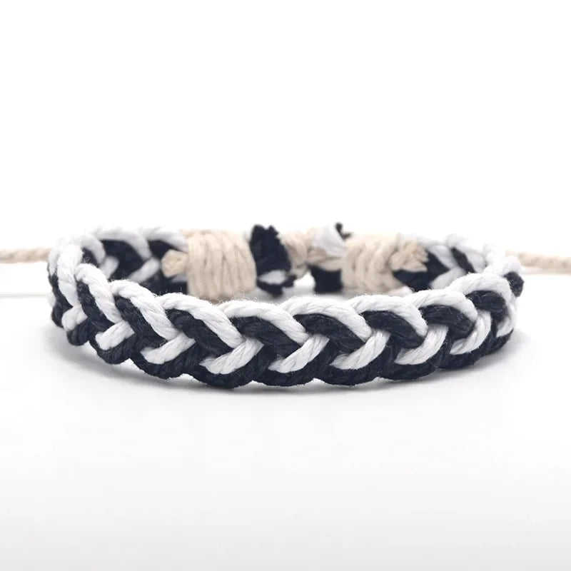 Artisanal Brazilian Bracelet Natural Colors white and black