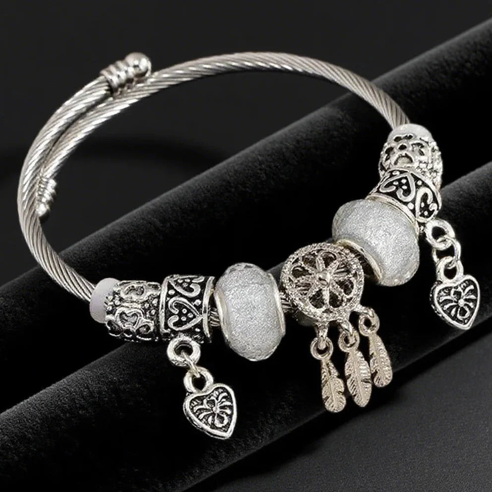 Dream and Hearts Sensor Bracelet