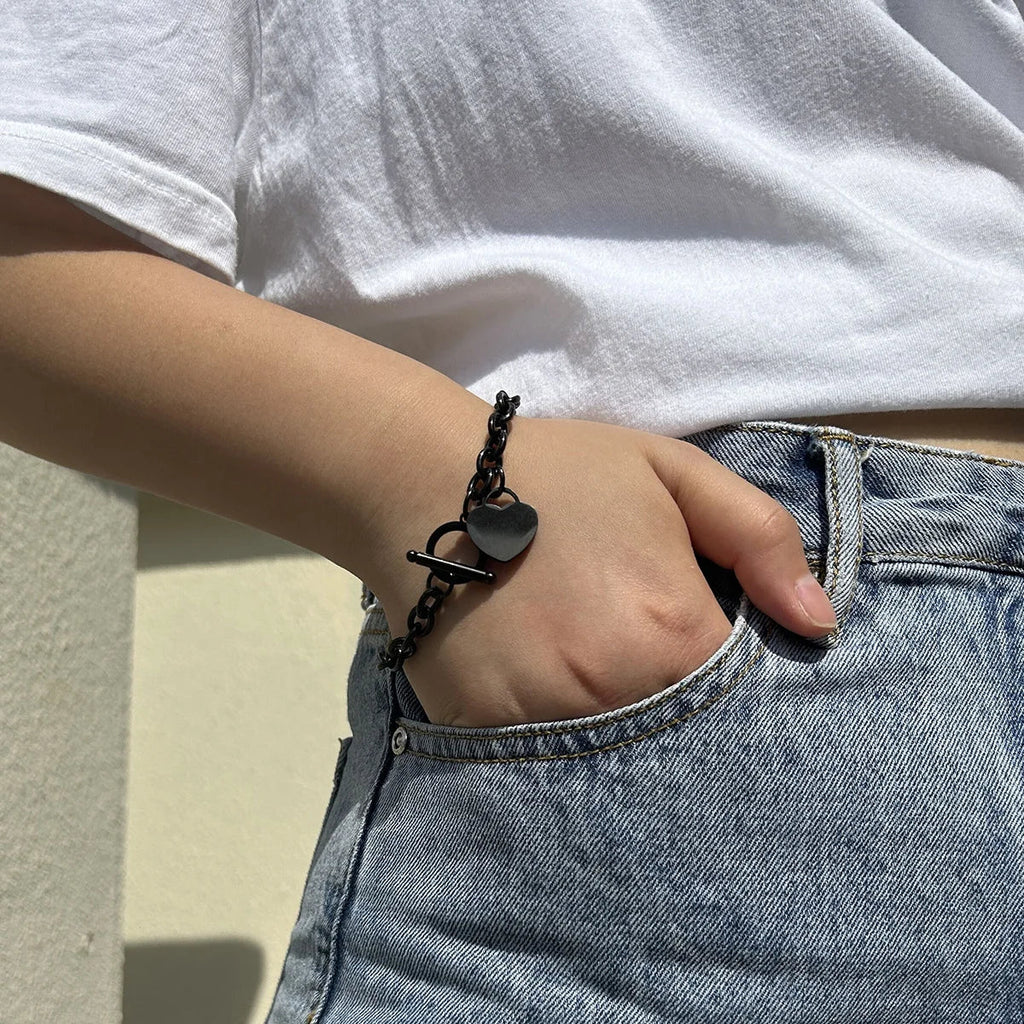 Women's Heart Curb Chain Bracelet black