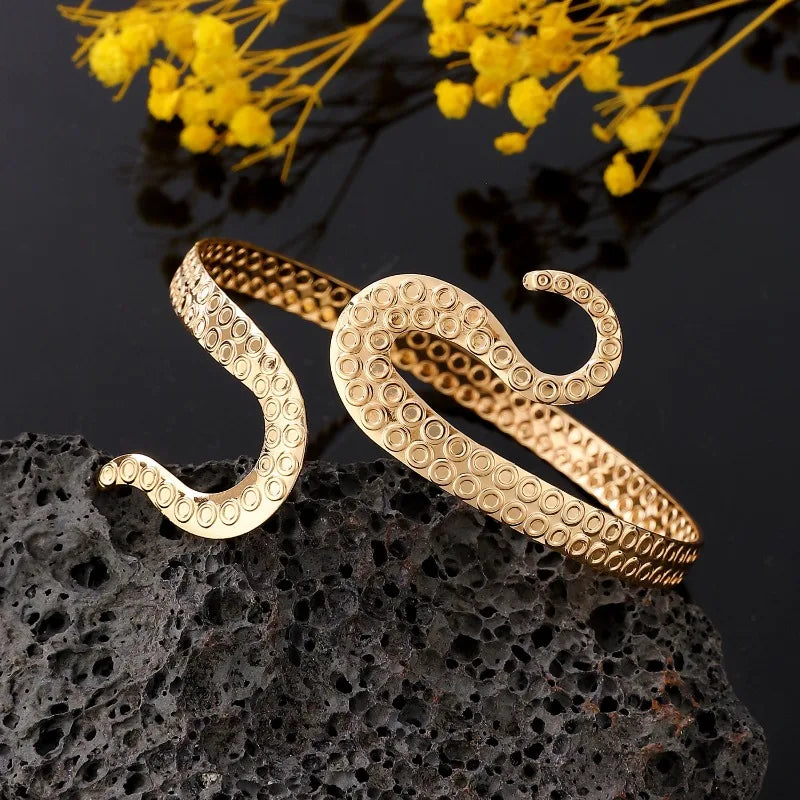 Women's Arm Bracelet Snake Tail - Arm Chain Ornament and Gold Biceps Jewelry