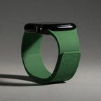 Magnetic silicone replacement band for Apple Watch in green